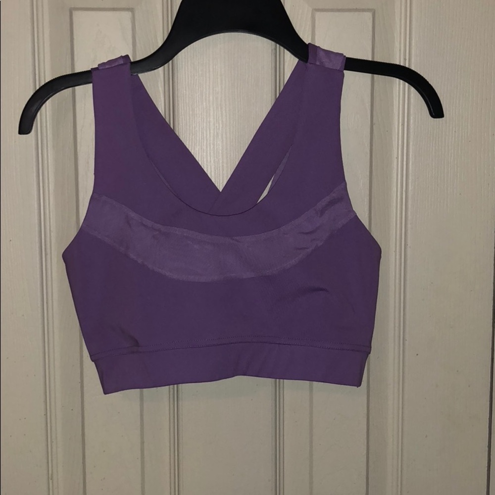 AshyBines Toned sports bra